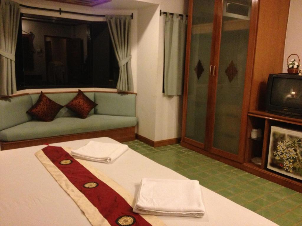 Your Place Inn Karon Exterior foto